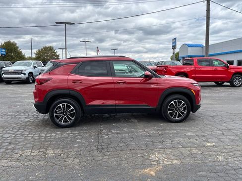 New 2026 Chevrolet TrailBlazer LT w/ Convenience Package FWD image 3