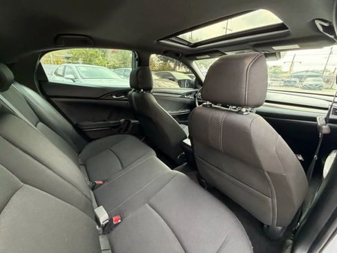 Used 2019 Honda Civic EX image 12