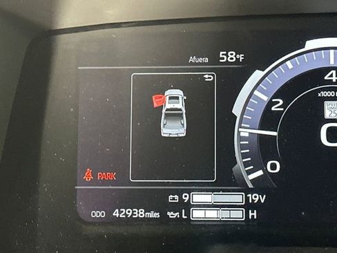 Used 2023 Toyota Tundra Platinum image 18