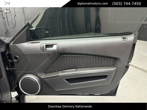 Used 2012 Ford Mustang Shelby GT500 w/ SVT Performance Pkg image 25