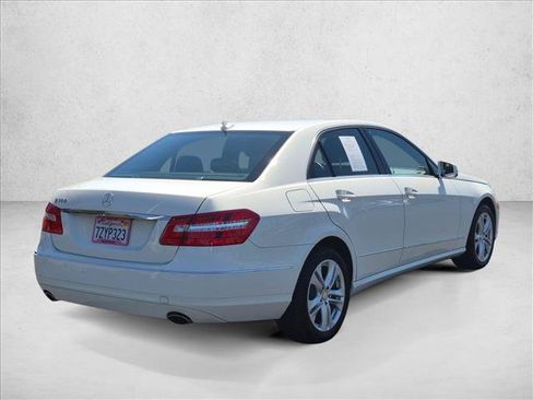 Used 2011 Mercedes-Benz E 350 Sedan image 3