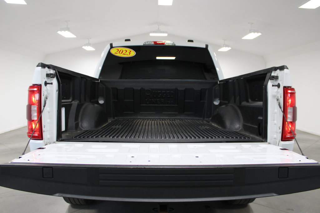 Used 2023 Ford F150 XLT AWD/4WD image 11