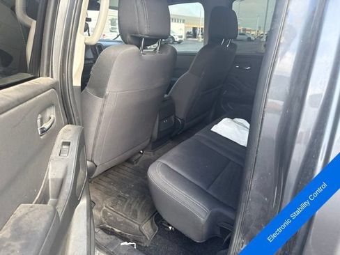 Used 2024 Nissan Frontier SV AWD/4WD image 13