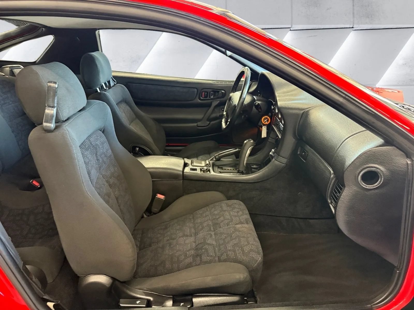 Used 1998 Mitsubishi 3000GT FWD image 15