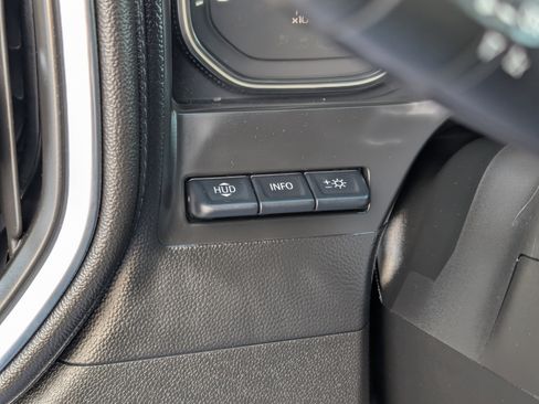 Used 2021 GMC Sierra 3500 Denali w/ Denali Ultimate Package image 33