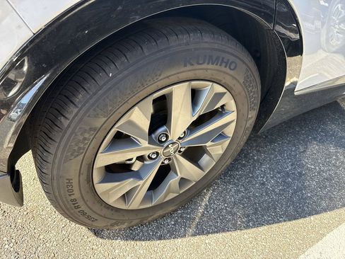 Used 2024 Kia Sportage SX FWD image 18