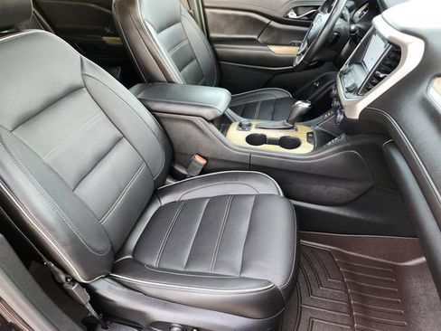 Used 2019 GMC Acadia Denali w/ Technology Package AWD/4WD image 16
