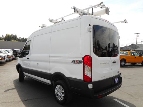 Used 2017 Ford Transit 250 130 Medium Roof RWD image 10