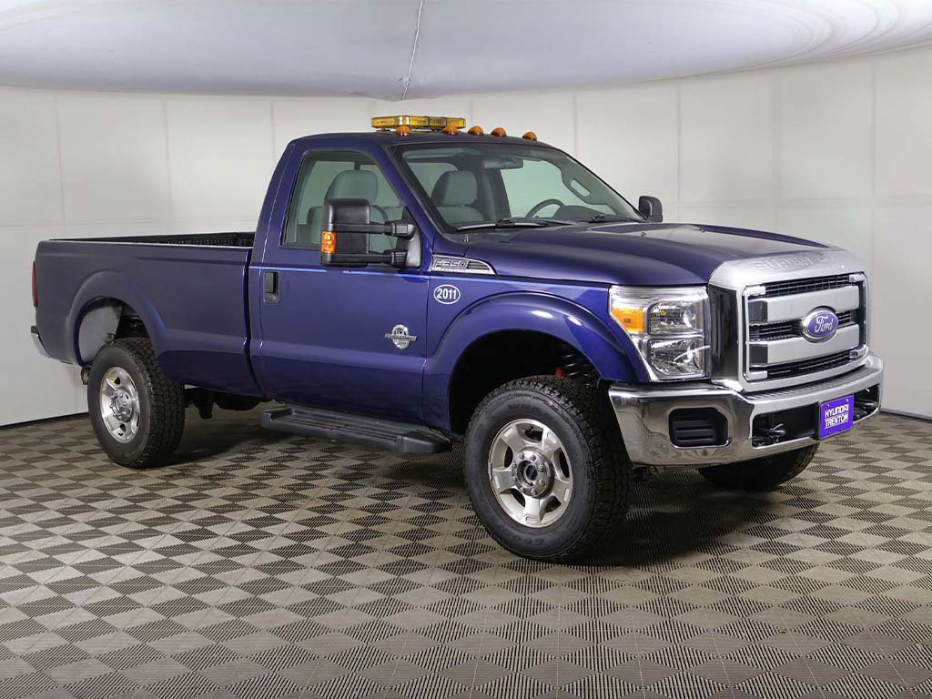 Used 2011 Ford F350 XLT w/ FX4 Off Road Pkg AWD/4WD image 2