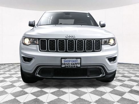 Used 2022 Jeep Grand Cherokee Limited image 35