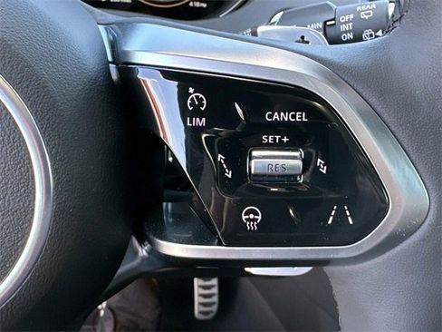 New 2024 Jaguar E-PACE R-Dynamic SE image 26