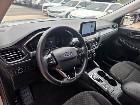 Used 2024 Ford Escape Active image 12