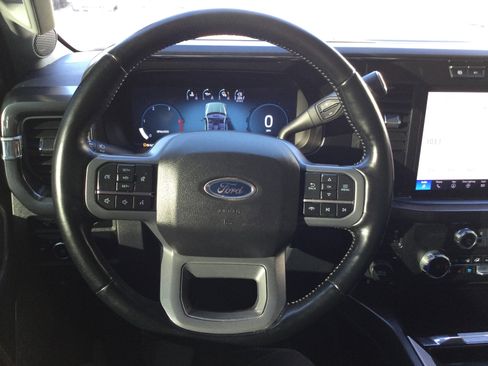 Used 2023 Ford F350 Lariat w/ Chrome Package image 16