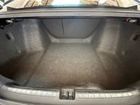 Used 2018 Honda Accord EX-L image 12