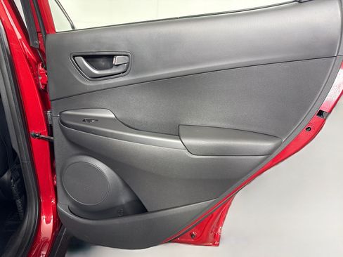 Used 2022 Hyundai Kona SE FWD image 27