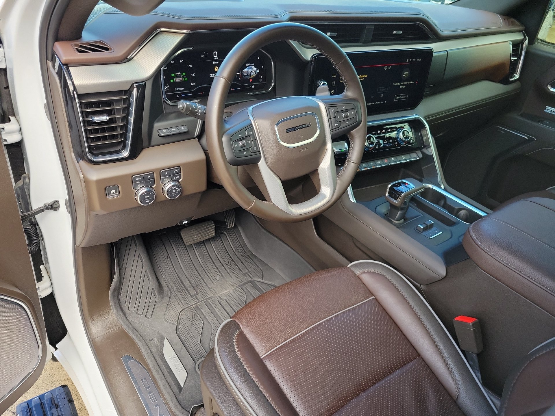 Used 2025 GMC Sierra 1500 Denali w/ Denali Reserve Package AWD/4WD image 23