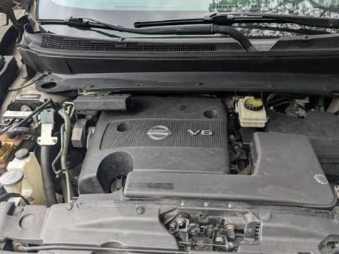 Used 2014 Nissan Pathfinder S AWD/4WD image 37