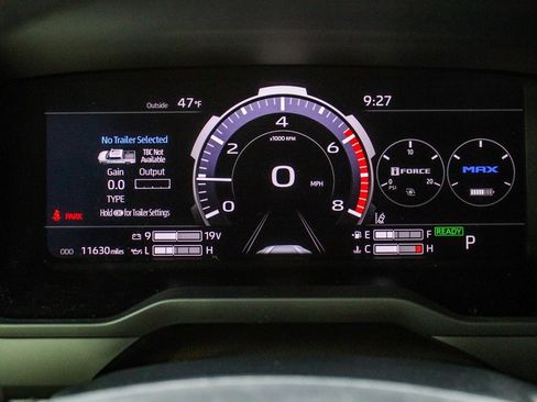 Used 2024 Toyota Tundra Limited image 16