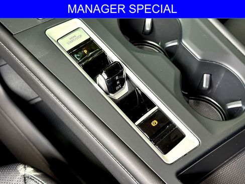 Certified 2026 Volkswagen Atlas SE FWD image 21