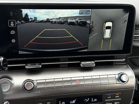 New 2027 Hyundai Kona Limited FWD image 11
