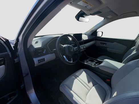 Certified 2023 Honda Pilot EX-L image 9