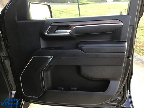 Used 2023 Chevrolet Silverado 1500 LT image 20