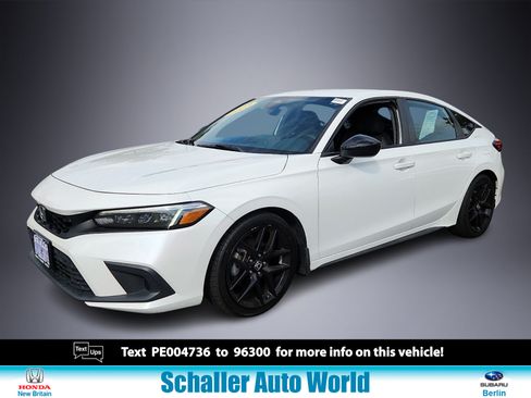Used 2023 Honda Civic Sport image 1