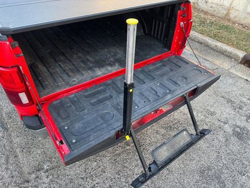 Certified 2019 Ford F150 XLT w/ Equipment Group 302A Luxury image 14