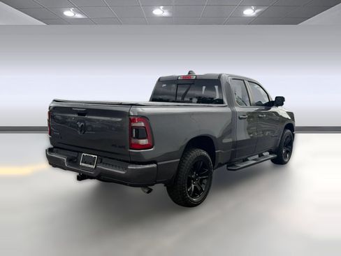 Used 2022 RAM 1500 Big Horn w/ Night Edition AWD/4WD image 9