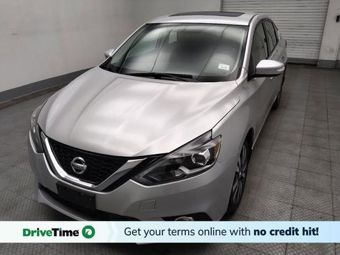 Used 2019 Nissan Sentra SL image 1