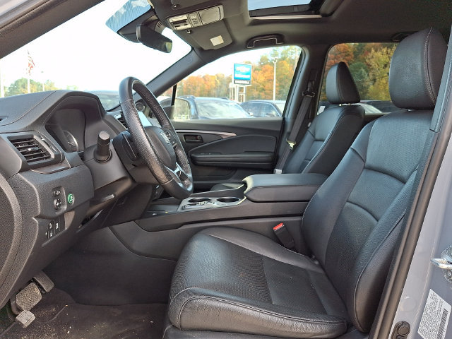 Used 2024 Honda Passport EX-L image 2
