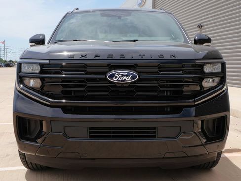 New 2027 Ford Expedition Platinum AWD/4WD image 4