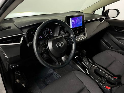Used 2024 Toyota Corolla LE FWD image 12
