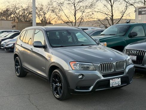 Used 2012 BMW X3 xDrive35i AWD/4WD image 3