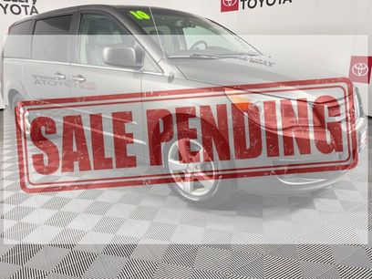 Used 2010 Volkswagen Routan SE