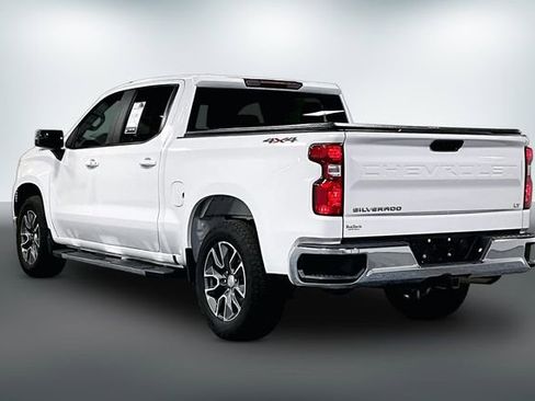 Used 2023 Chevrolet Silverado 1500 LT AWD/4WD image 5