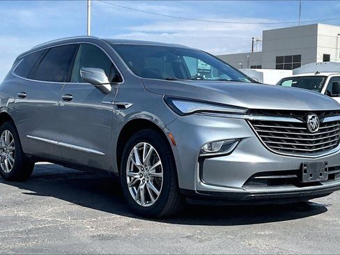 Used 2023 Buick Enclave Essence w/ Experience Buick Package image 1