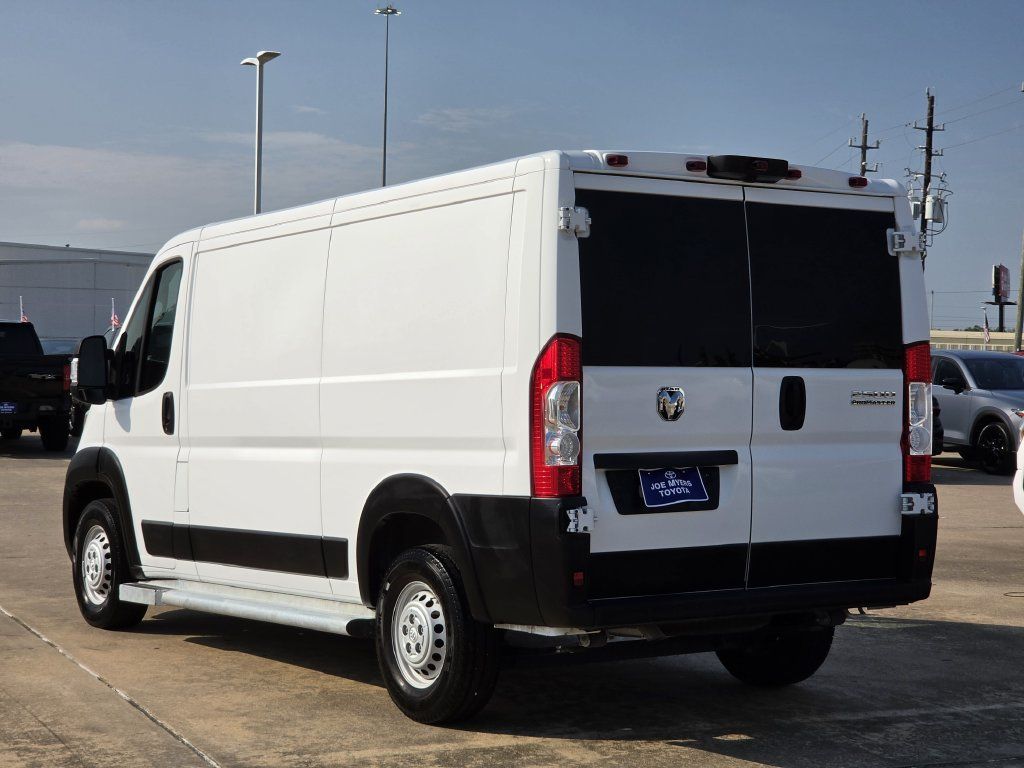 Used 2025 RAM ProMaster 2500 w/ U-Haul Equipment Group FWD image 7