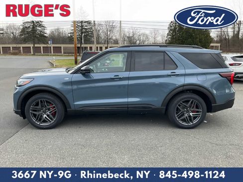 New 2026 Ford Explorer ST-Line w/ ST-Line Street Pack image 7