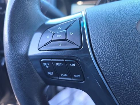 Used 2016 Ford Explorer Limited image 22