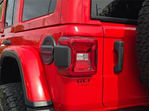 Used 2021 Jeep Wrangler Unlimited Rubicon AWD/4WD image 20