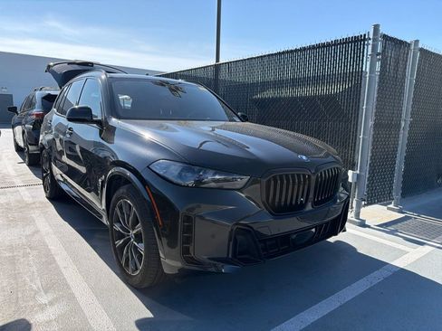 Used 2024 BMW X5 xDrive50e w/ Executive Package AWD/4WD image 9