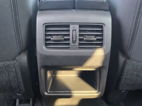 Used 2023 Nissan Rogue S FWD image 35