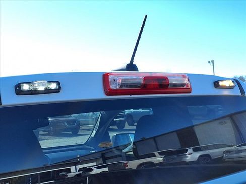 Used 2022 Chevrolet Colorado LT w/ Fleet Safety Package image 28