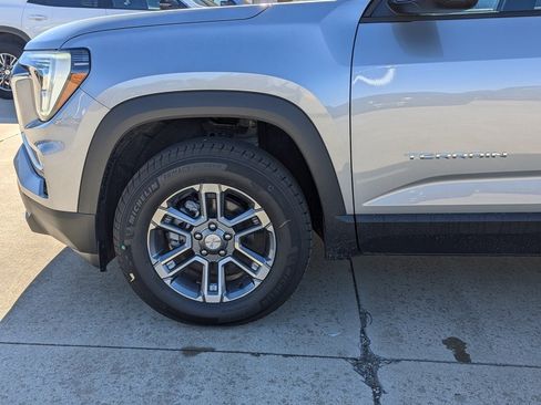 New 2026 GMC Terrain Elevation w/ LPO, Floor Liner Package AWD/4WD image 11