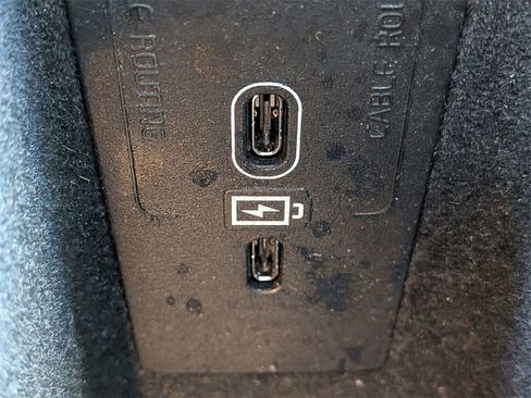 Used 2022 Volvo XC60 B5 Inscription w/ Advanced Package image 25