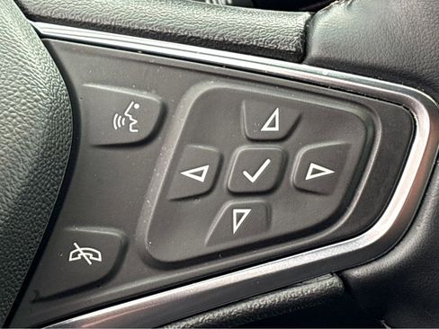 Certified 2024 Chevrolet Equinox LT image 18