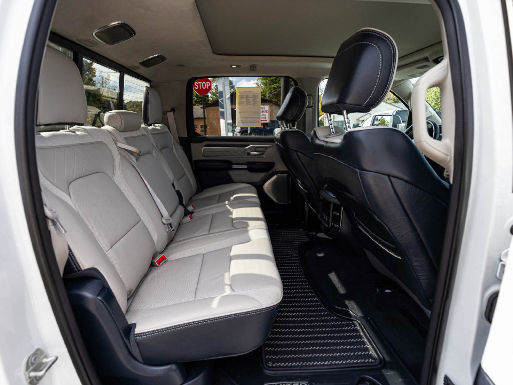 Used 2024 RAM 1500 Limited AWD/4WD image 28
