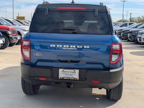 Used 2024 Ford Bronco Sport Badlands image 4