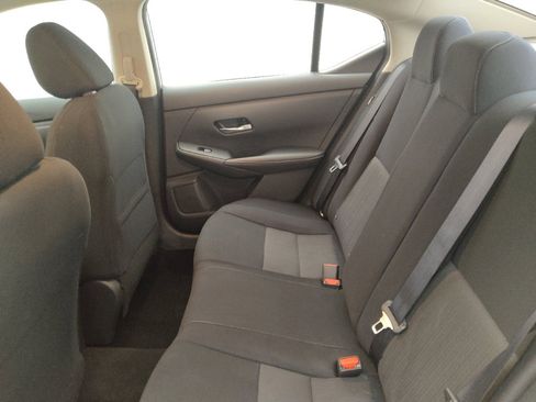 Used 2023 Nissan Sentra SV FWD image 18